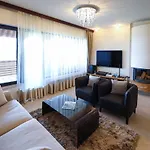 Villa View House