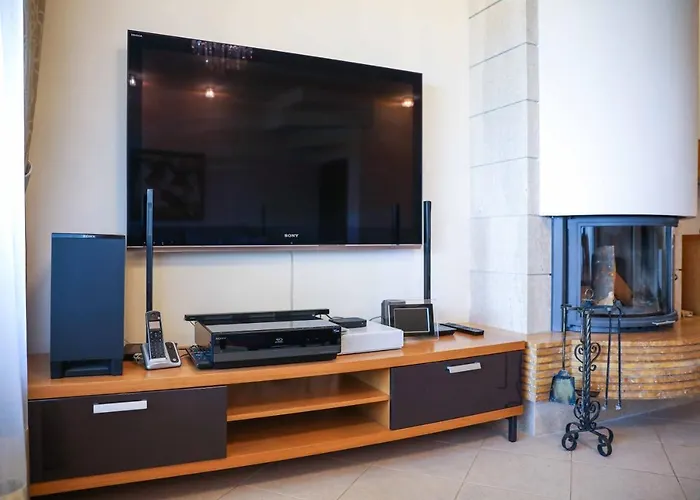 View House Луксозна вила